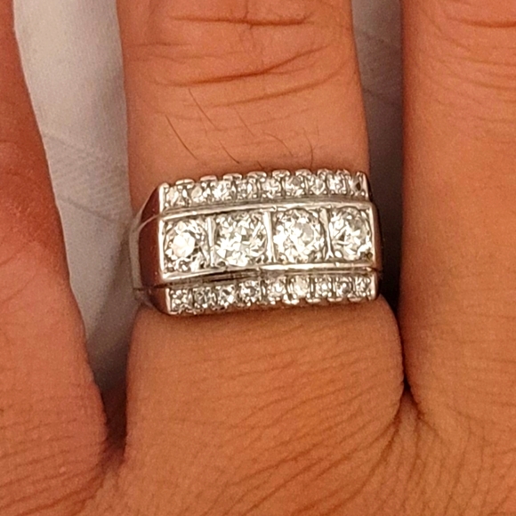 Unisex 14k diamonds ring - Picture 3 of 5